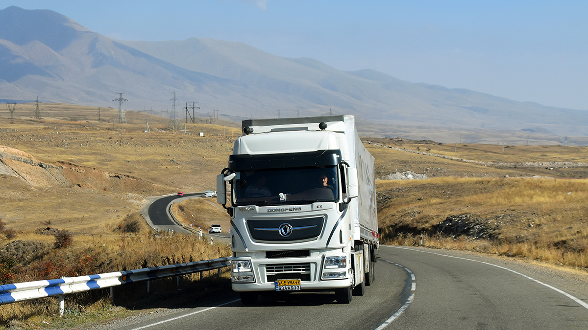 Иран, № 63 АА 913 — Dongfeng KX DFH418x