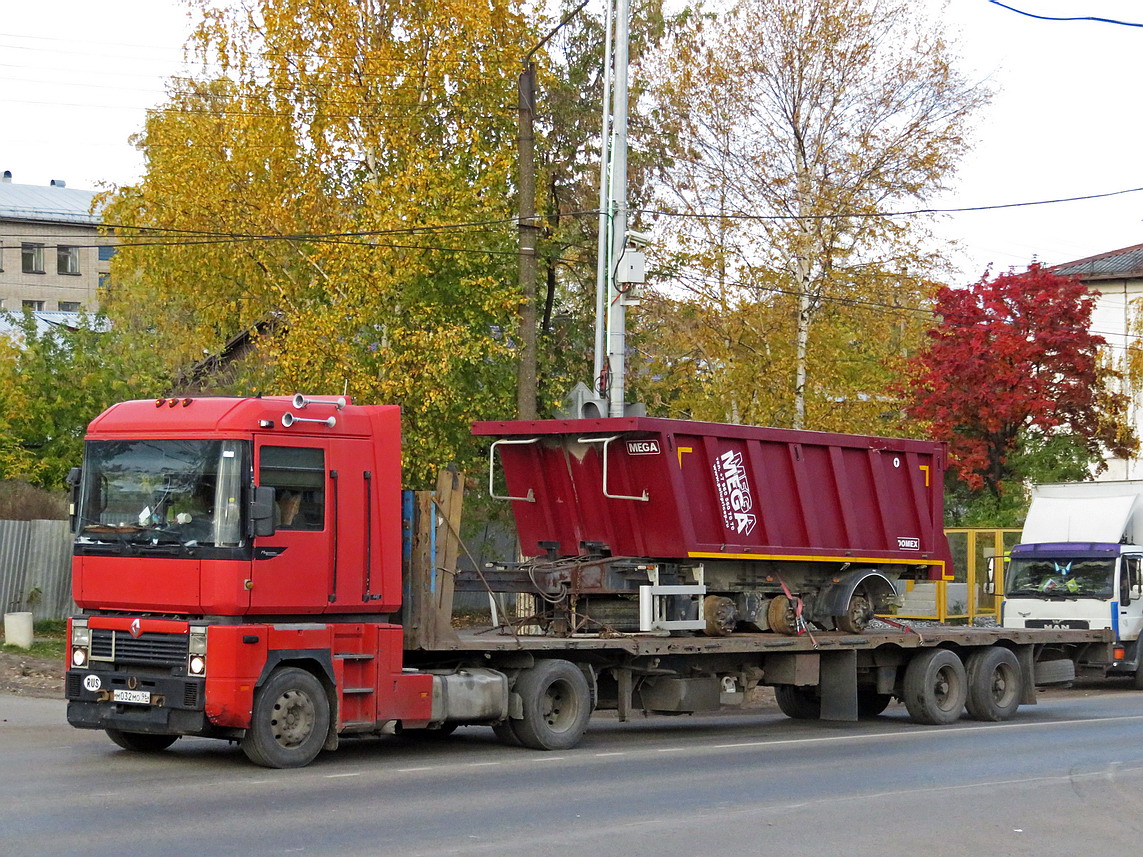Свердловская область, № М 032 МО 96 — Renault Magnum Integral ('1997)