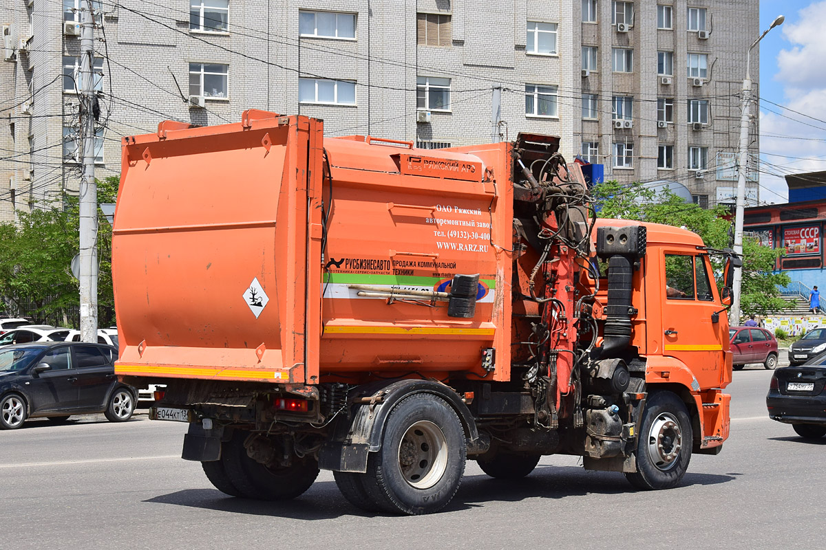 Астраханская область, № Е 044 КТ 134 — КамАЗ-43253-R4(28)