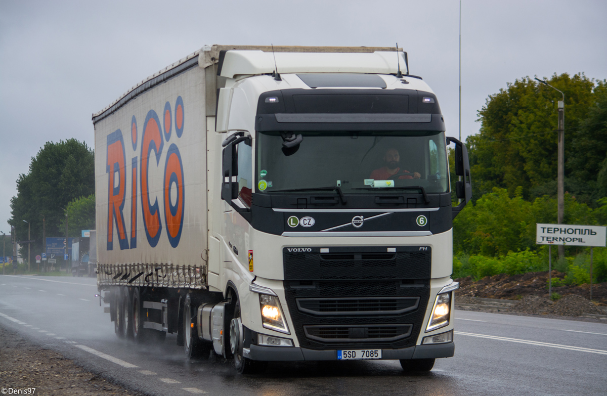 Чехия, № 5SD 7085 — Volvo ('2012) FH.460