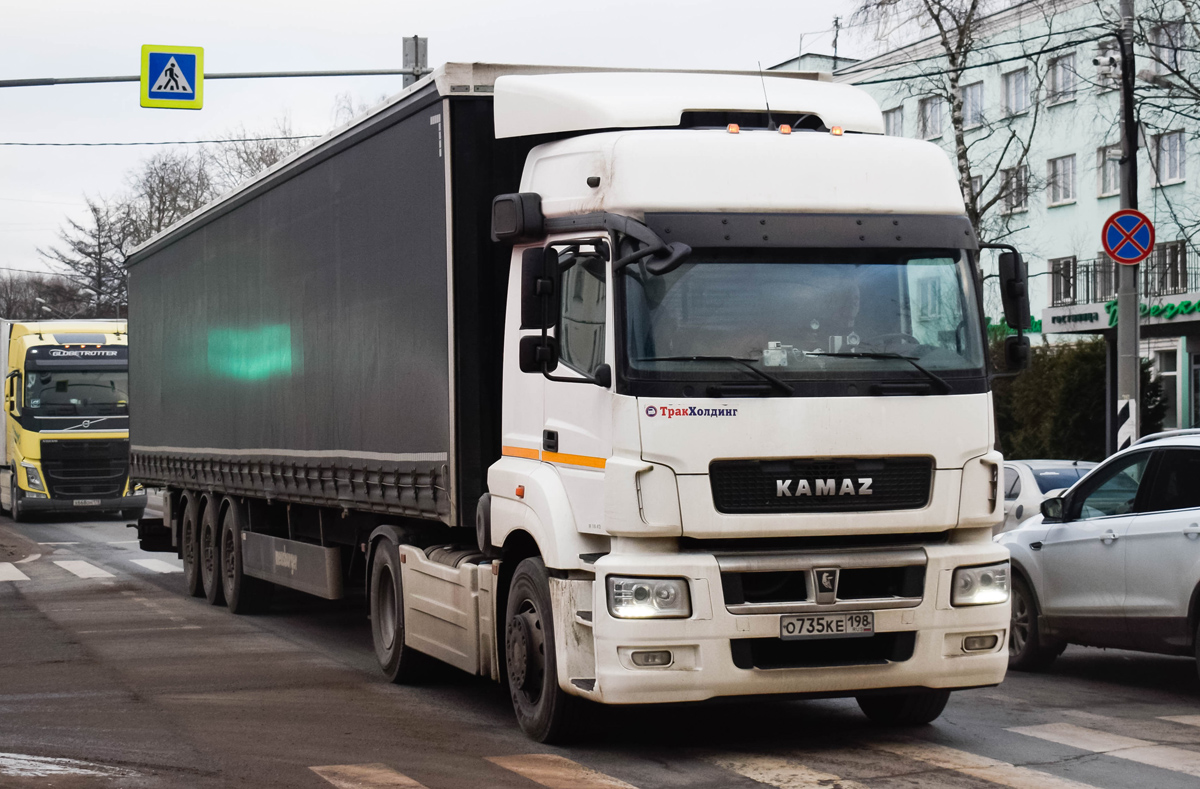 Санкт-Петербург, № О 735 КЕ 198 — КамАЗ-5490-T5(68)