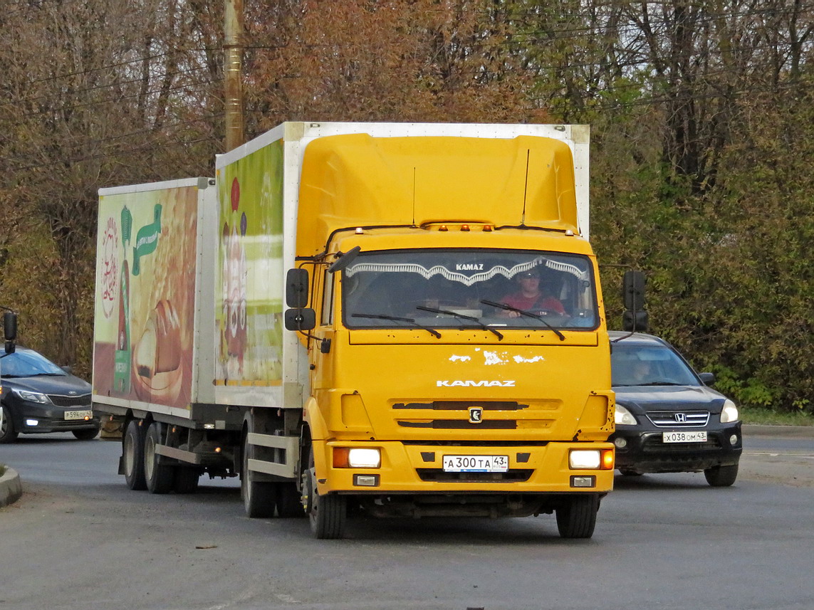 Кировская область, № А 300 ТА 43 — КамАЗ-4308-R4(28)