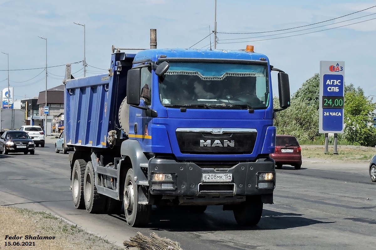 Новосибирская область, № Е 208 МК 154 — MAN TGS 33.360