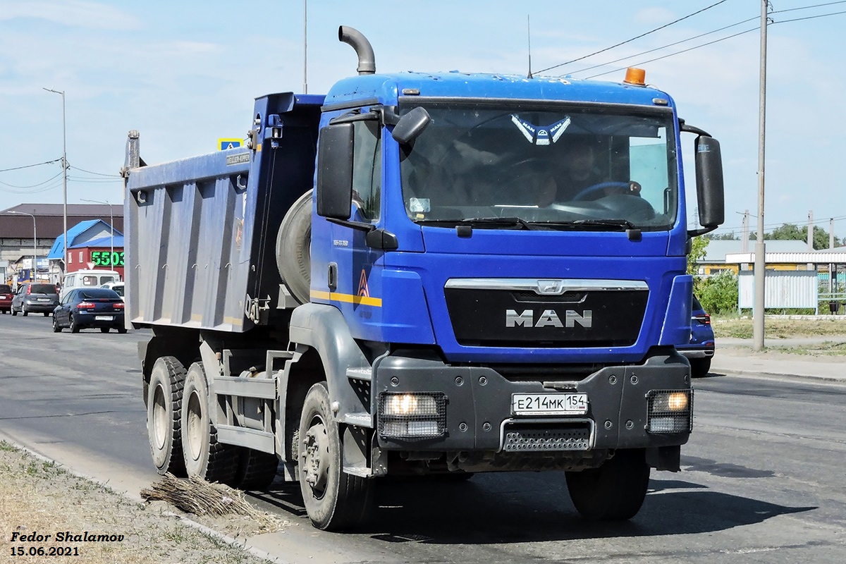 Новосибирская область, № Е 214 МК 154 — MAN TGS 33.360