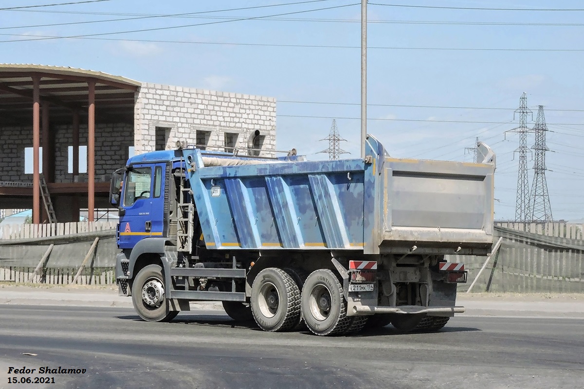 Новосибирская область, № Е 211 МК 154 — MAN TGS 33.360