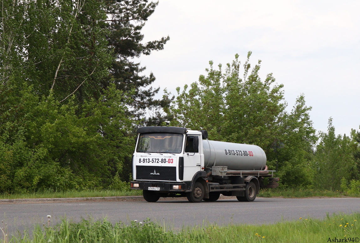 Красноярский край, № О 749 МО 124 — МАЗ-437040