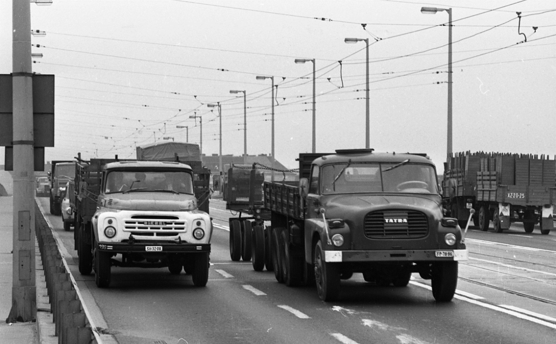 Венгрия, № SH-32-08 — ЗИЛ-130 (общая модель); Венгрия, № FP-78-96 — Tatra 148; Исторические фотографии (до 2000 года) (Венгрия)