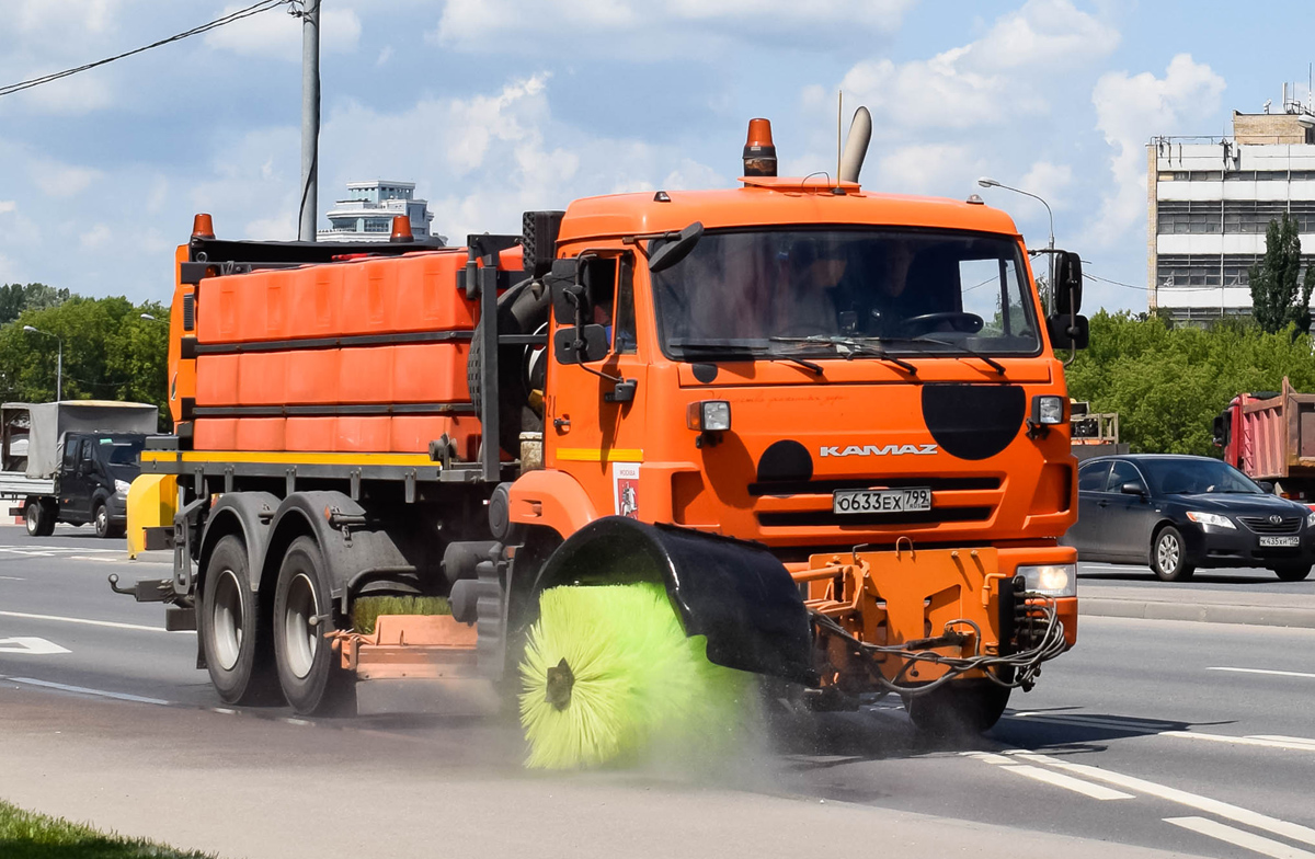 Москва, № О 633 ЕХ 799 — КамАЗ-65115-L4(19)