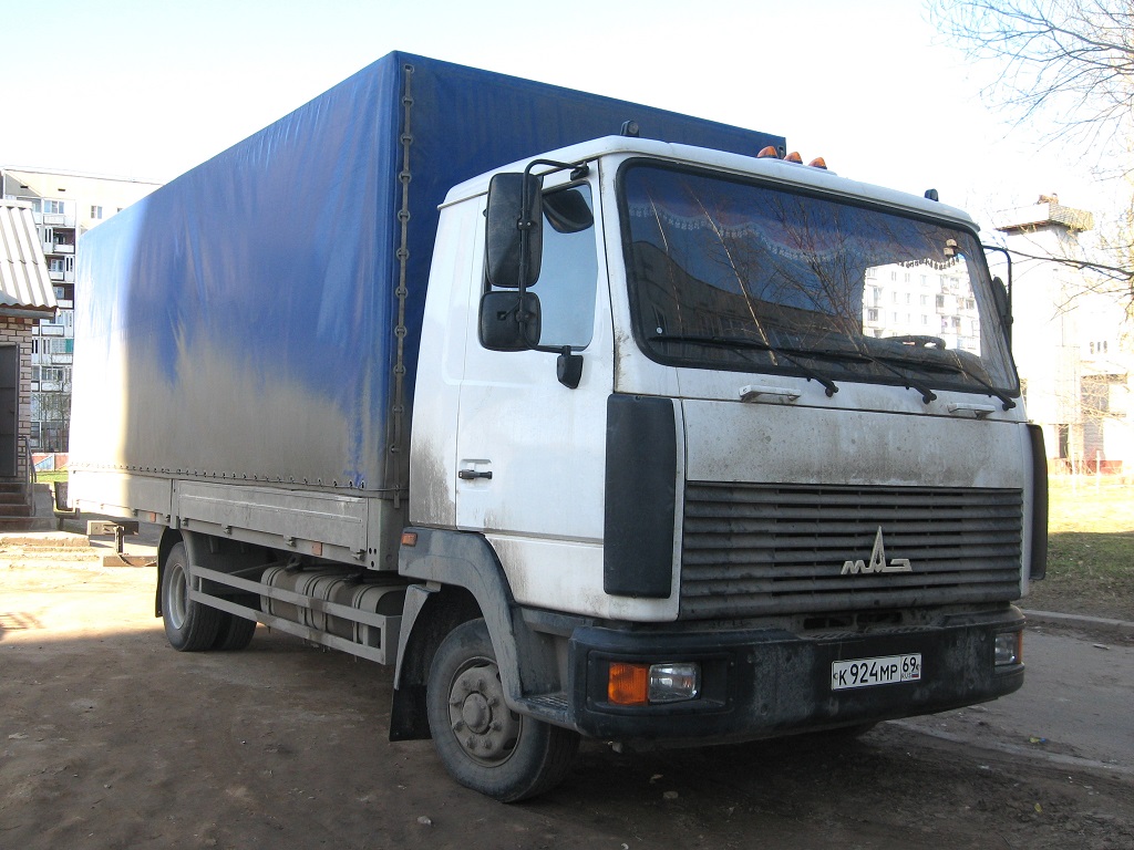 Тверская область, № К 924 МР 69 — МАЗ-437130