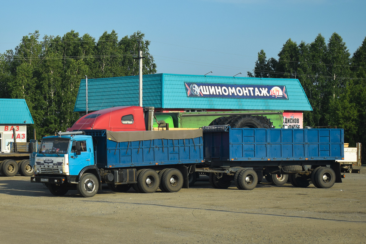 Алтайский край, № М 945 ЕС 22 — КамАЗ-5320