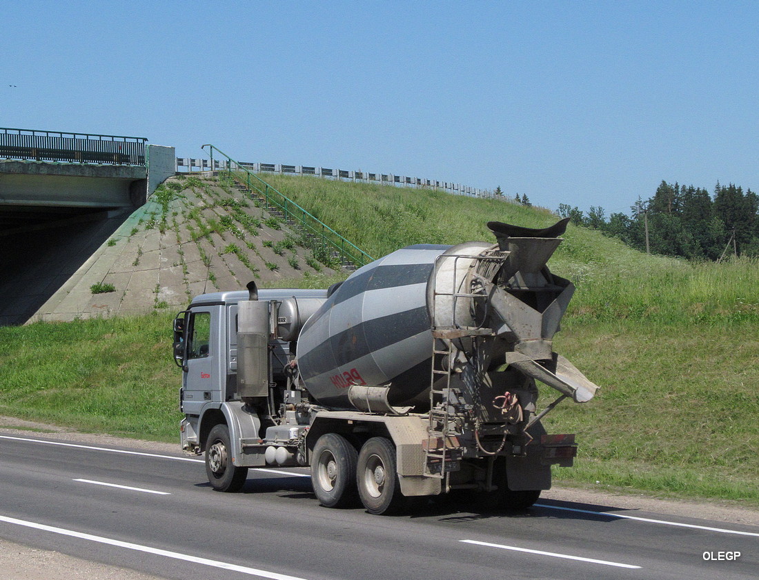 Витебская область, № 1 — Mercedes-Benz Actros ('2003) 3332