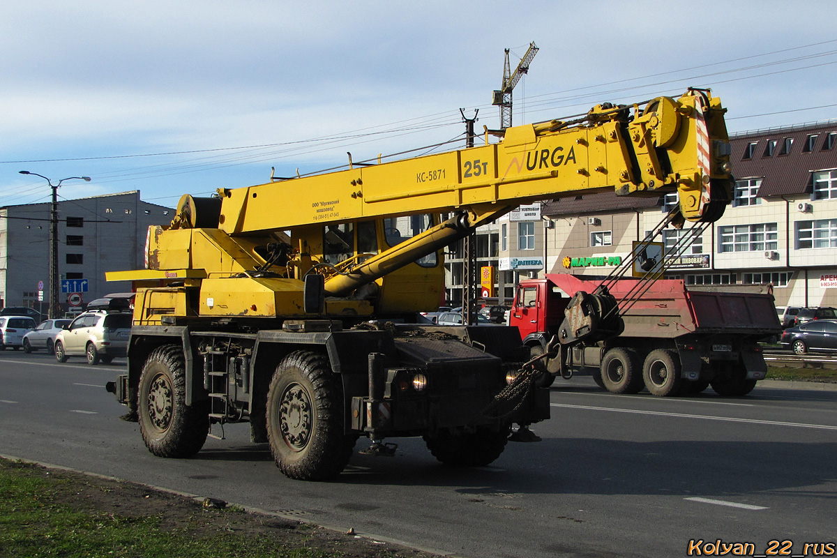 Алтайский край, № (22) Б/Н СТ 0781 — КС-5871; Алтайский край — Спецтехника с нечитаемыми на фото номерами