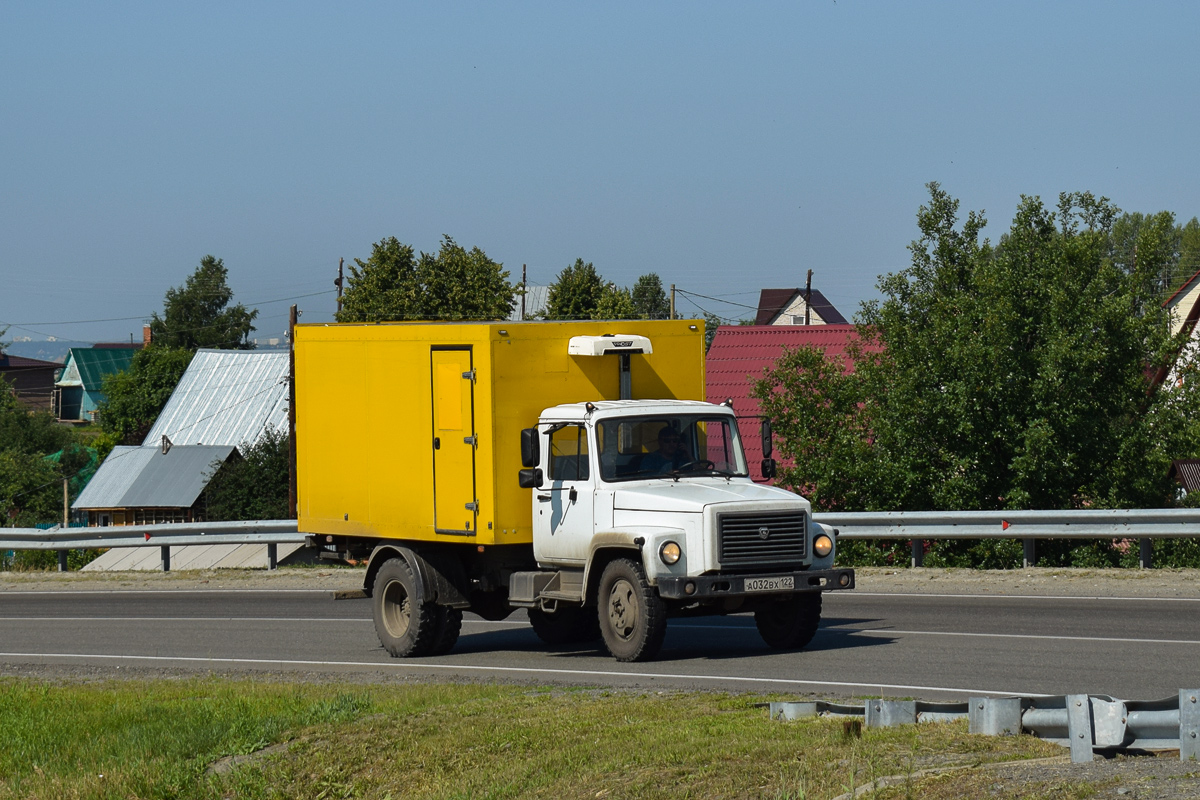 Алтайский край, № А 032 ВХ 122 — ГАЗ-33086 «Земляк»