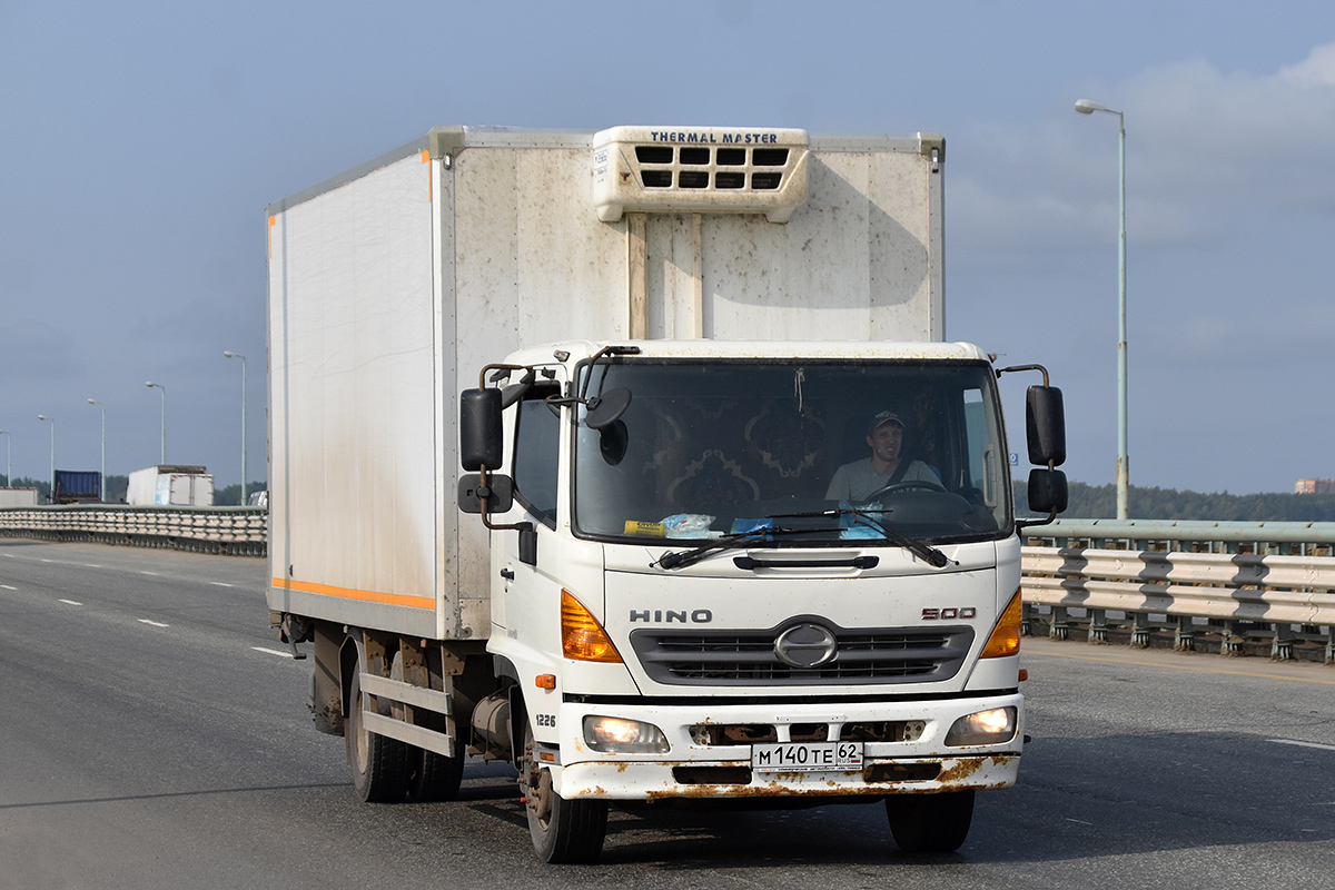 Челябинская область, № М 140 ТЕ 62 — Hino 500