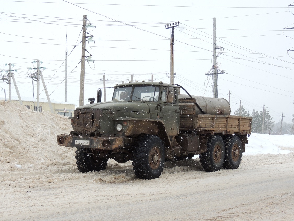 Удмуртия, № Р 025 КА 18 — Урал-43202-31