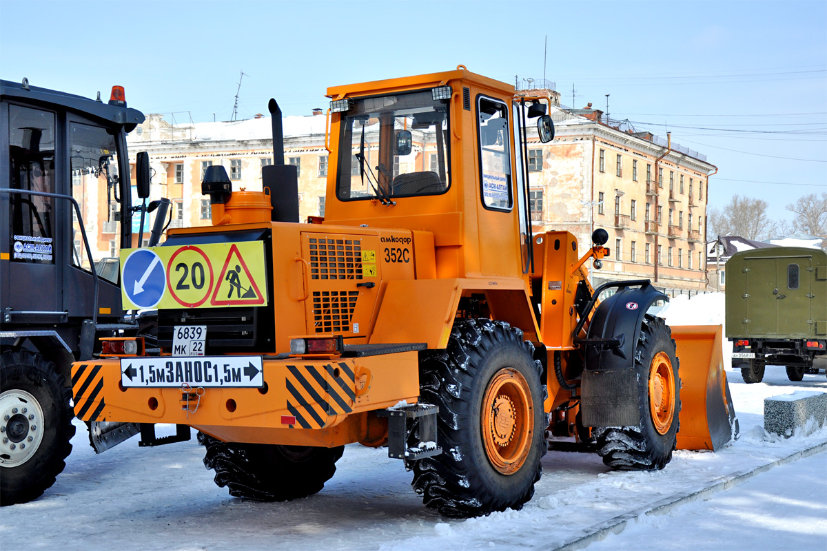 Алтайский край, № 6839 МК 22 — Амкодор-352С