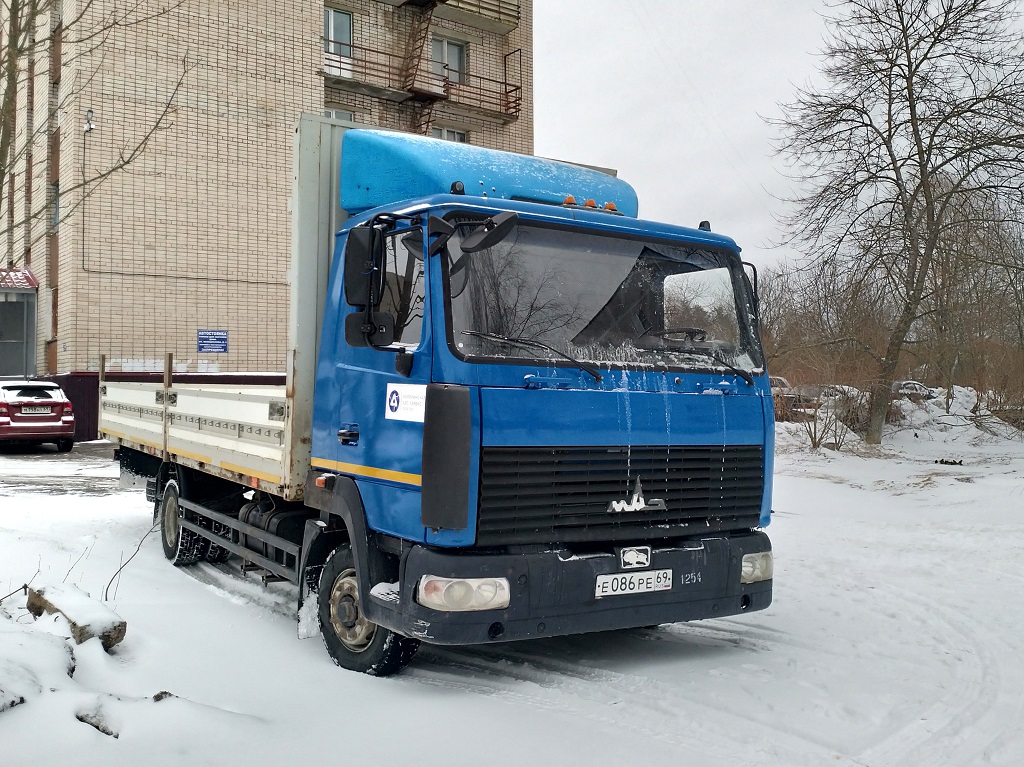Тверская область, № Е 086 РЕ 69 — МАЗ-437130