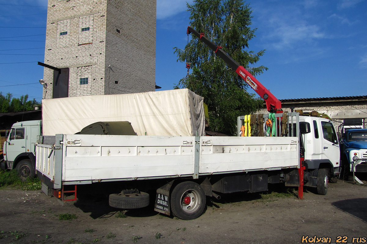 Алтайский край, № Х 004 УА 22 — Mitsubishi Fuso (общая модель)