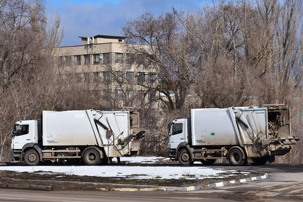 Волгоградская область, № Е 758 ОО 134 — Mercedes-Benz Axor 1826 [Z9M]