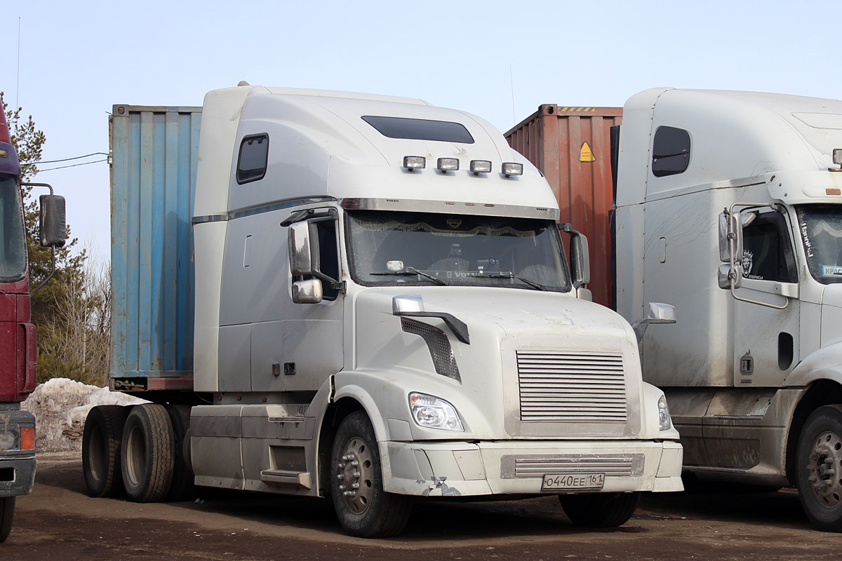 Краснодарский край, № О 440 ЕЕ 161 — Volvo VNL670
