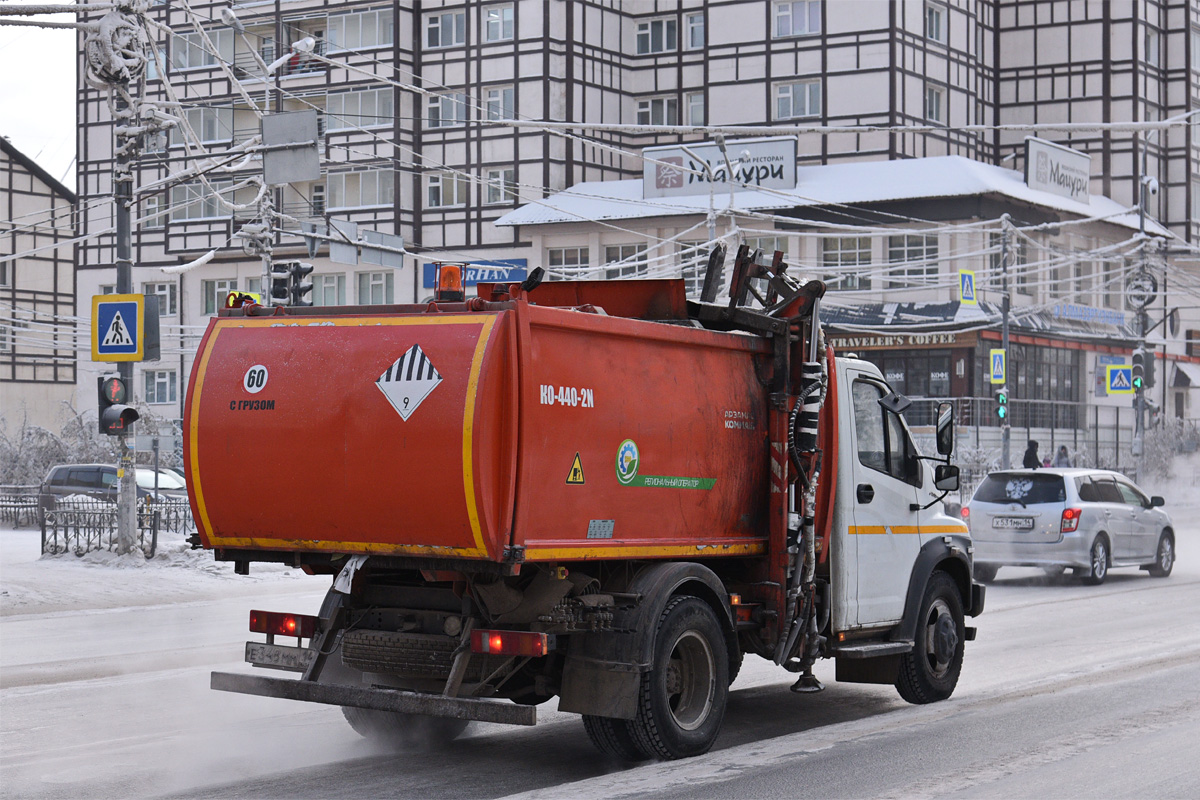 Саха (Якутия), № Е 348 ММ 14 — ГАЗ-C41R13