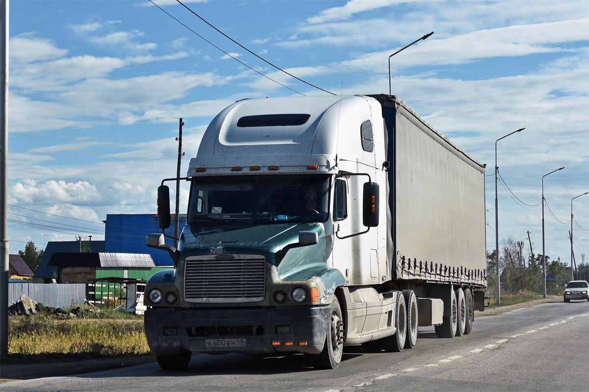 Липецкая область, № К 600 ЕН 48 — Freightliner Century Class