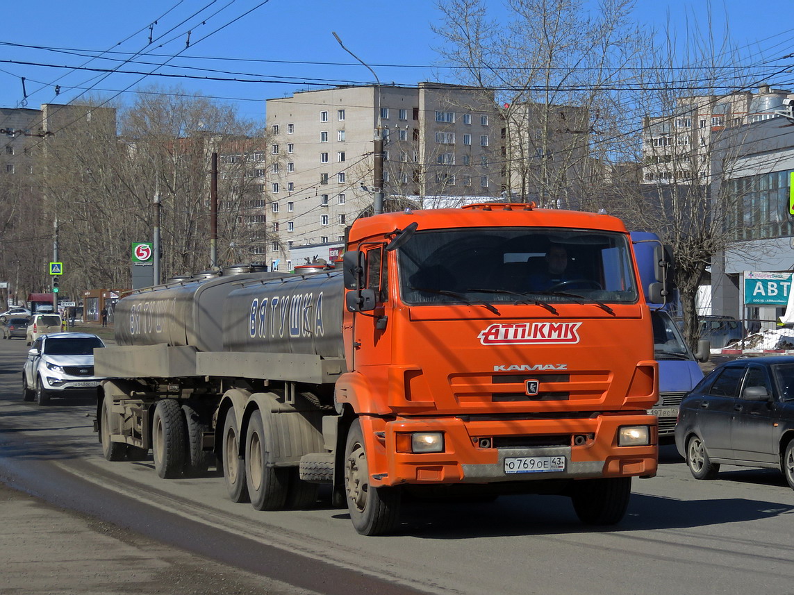 Кировская область, № О 769 ОЕ 43 — КамАЗ-65115-D3(97)