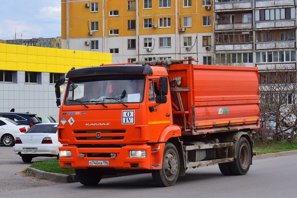 Волгоградская область, № О 740 АА 196 — КамАЗ-43253-G5(69)