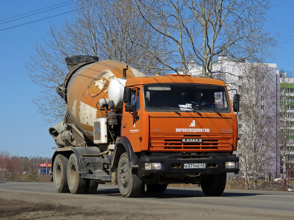 Кировская область, № А 371 НЕ 43 — КамАЗ-65115-D3(97)
