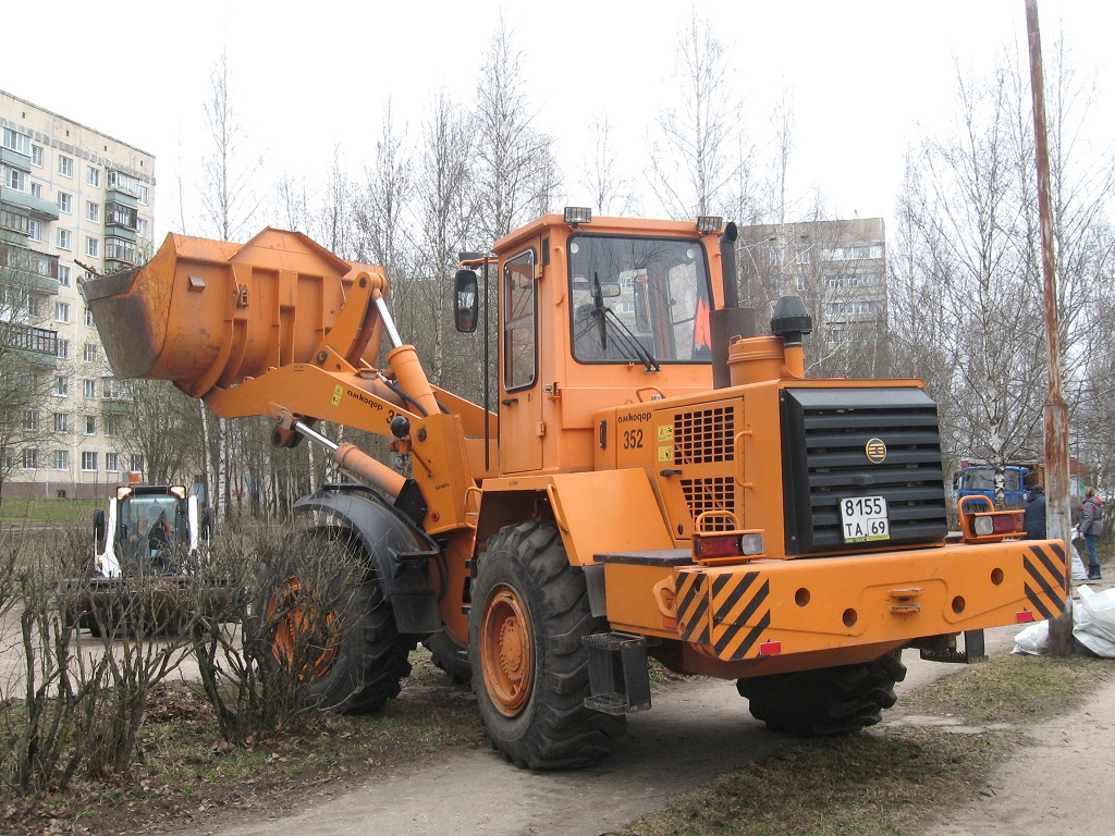 Тверская область, № 8155 ТА 69 — Амкодор-352