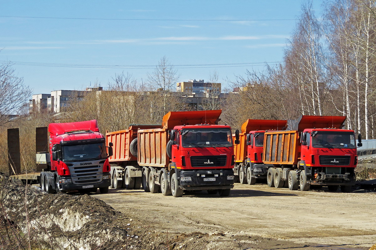 Кировская область, № В 876 РН 43 — Scania ('2004) P380; Кировская область, № В 130 РЕ 43 — МАЗ-6516C9; Кировская область, № (43) Б/Н 0072 — МАЗ-6516 (общая модель)