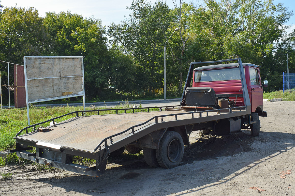 Алтайский край, № (22) Б/Н 0243 — Mercedes-Benz LP (общая модель)