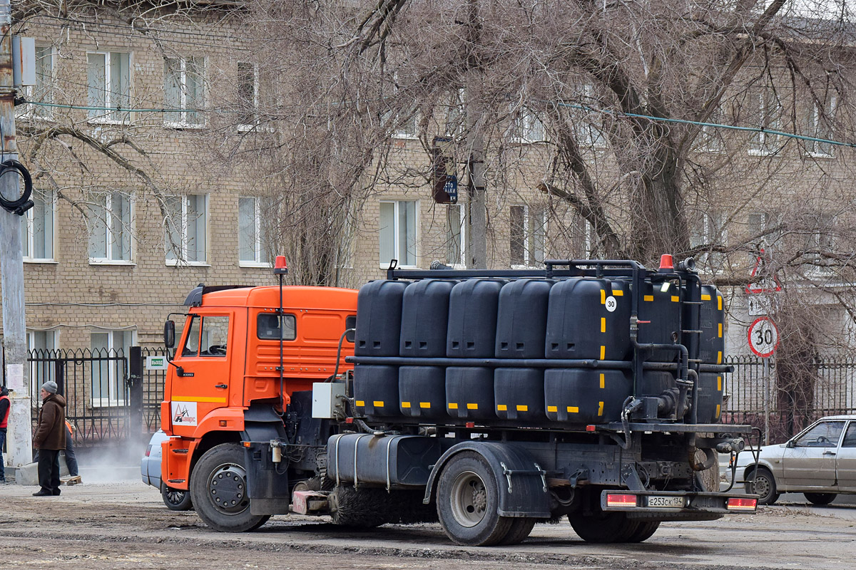 Волгоградская область, № Е 253 СК 134 — КамАЗ-43253-G5(69)
