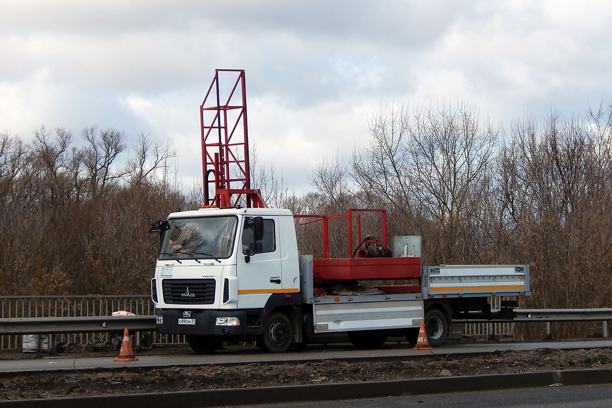 Белгородская область, № О 890 МХ 31 — МАЗ-4371P2