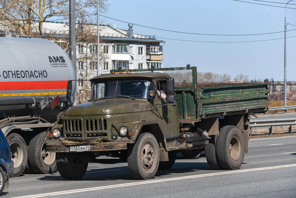 Архангельская область, № О 545 ВМ 29 — ЗИЛ-495710