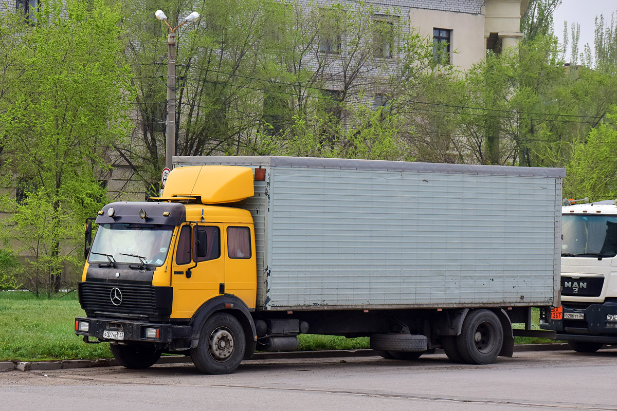 Саратовская область, № А 027 НС 123 — Mercedes-Benz MK (общ. мод.)