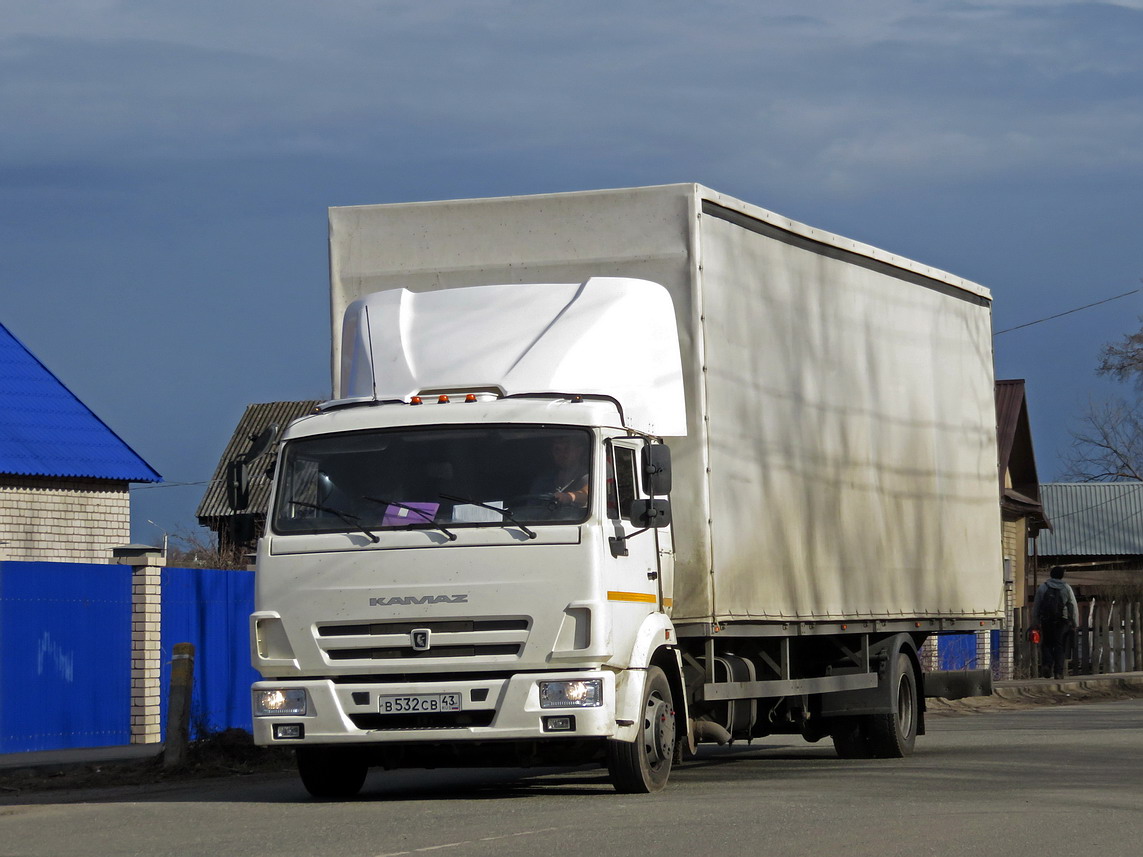 Кировская область, № В 532 СВ 43 — КамАЗ-4308-G5(69)