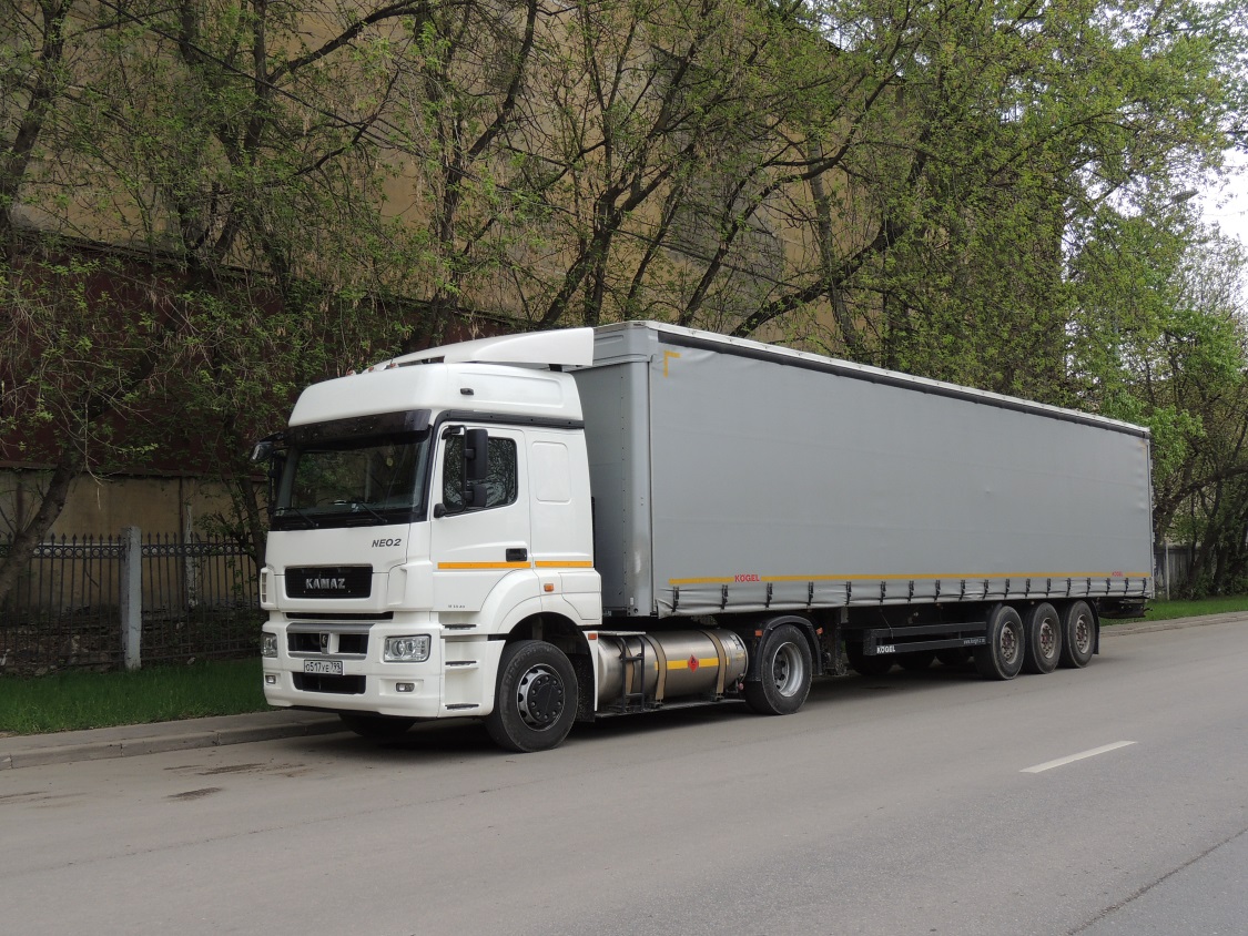 Москва, № О 517 УЕ 799 — КамАЗ-5490-5P(90)