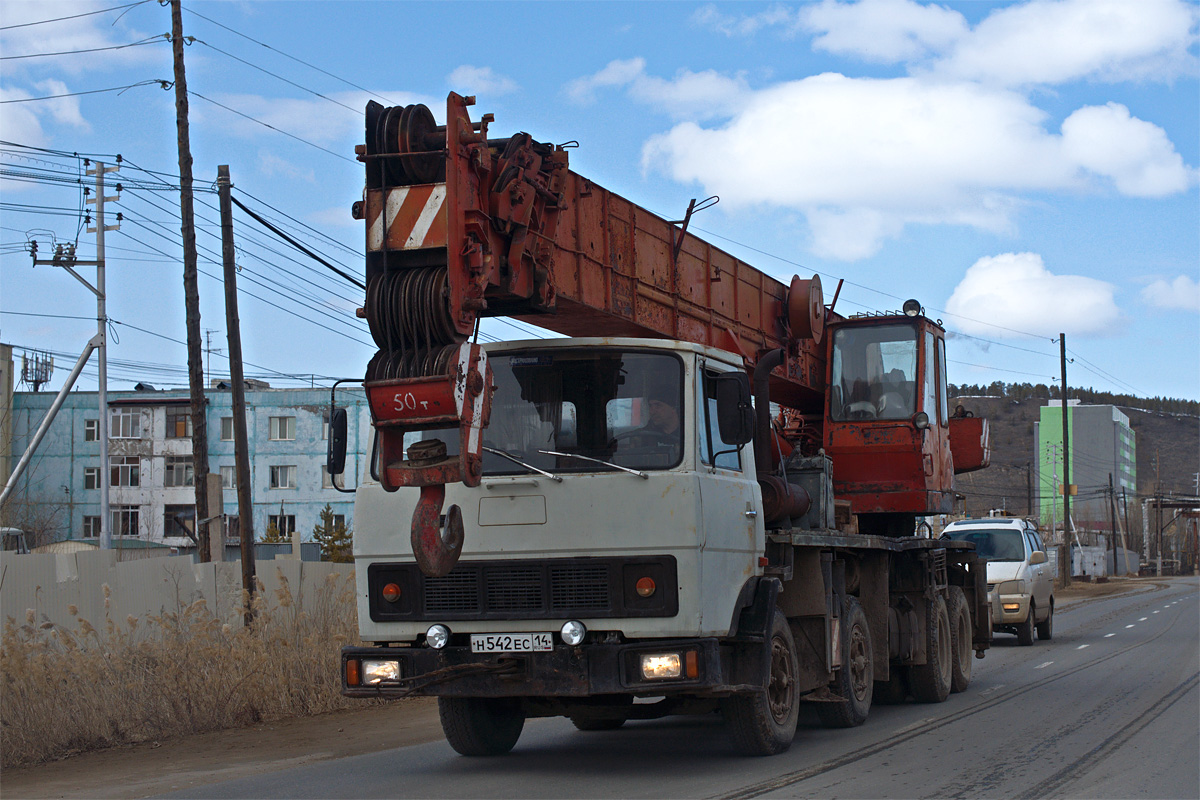 Саха (Якутия), № Н 542 ЕС 14 — МЗКТ-6923 (общая модель)
