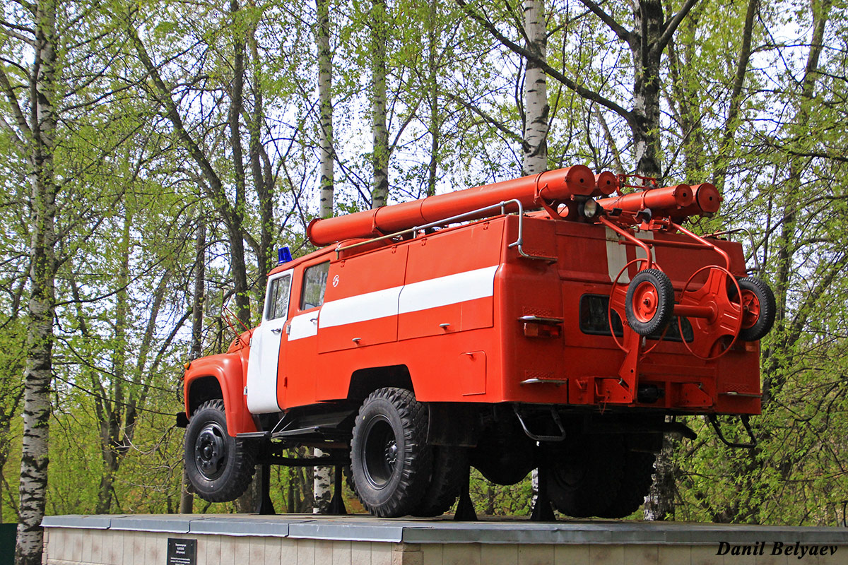 Кировская область, № С 931 СР 43 — ЗИЛ-130 (общая модель); Техника на постаментах, памятники (Кировская область); Транспортные средства без номеров (Кировская область)