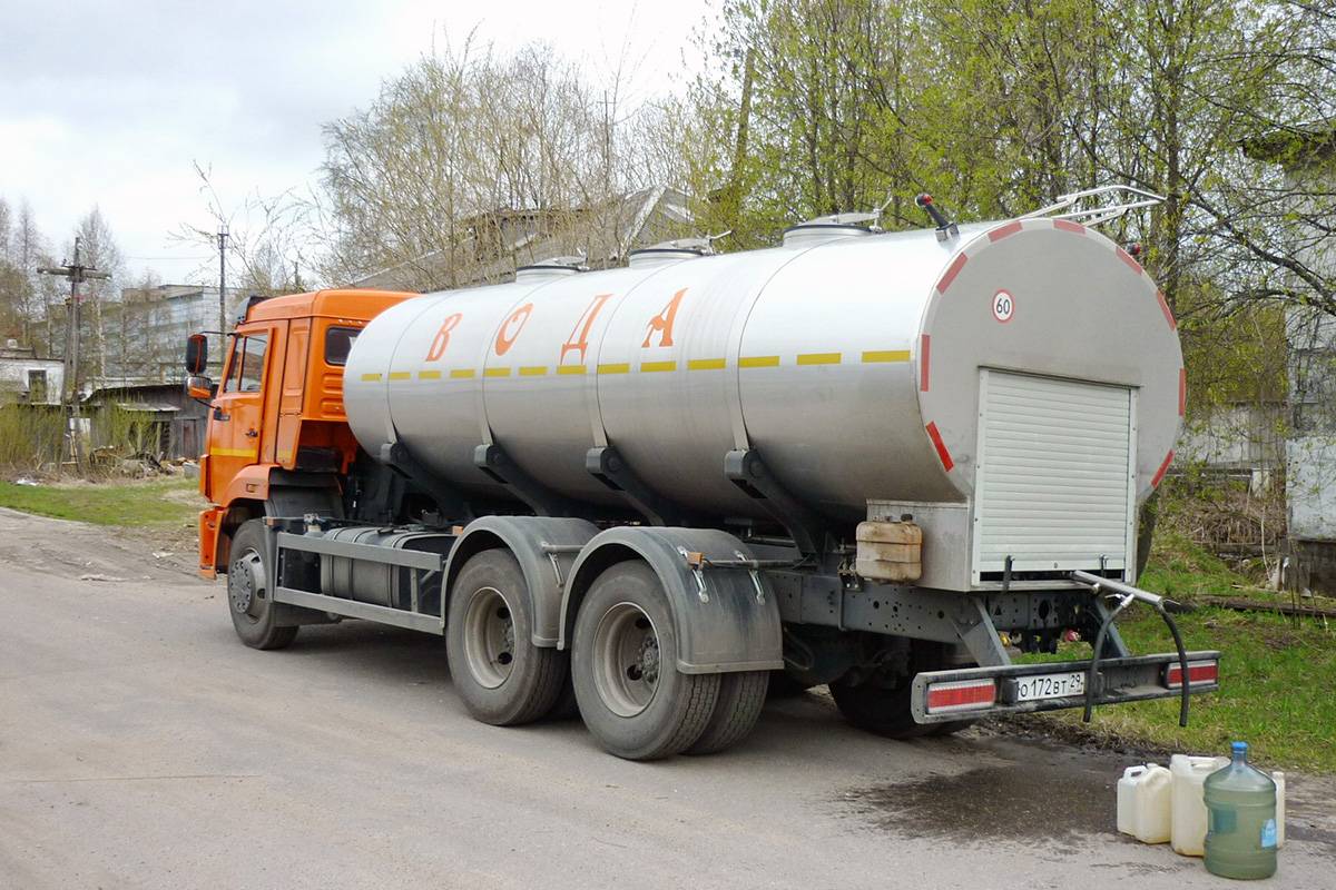 Архангельская область, № О 172 ВТ 29 — КамАЗ-65115-A5(48)