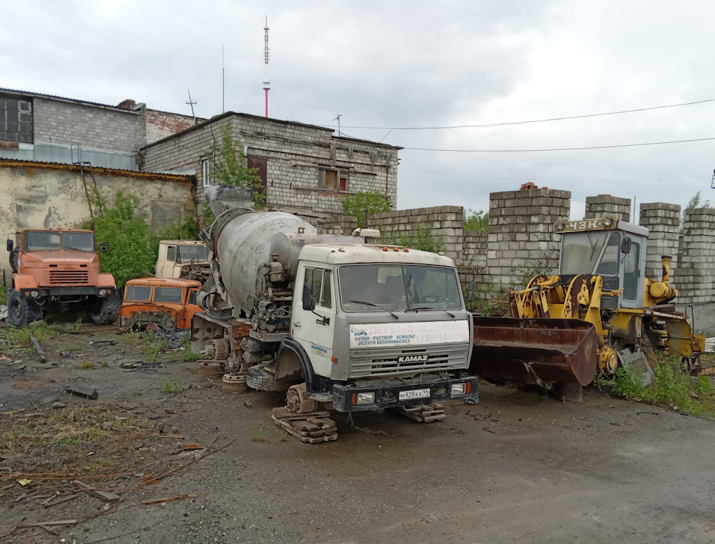 Свердловская область, № М 928 КА 96 — КамАЗ-55111-02 [55111C]