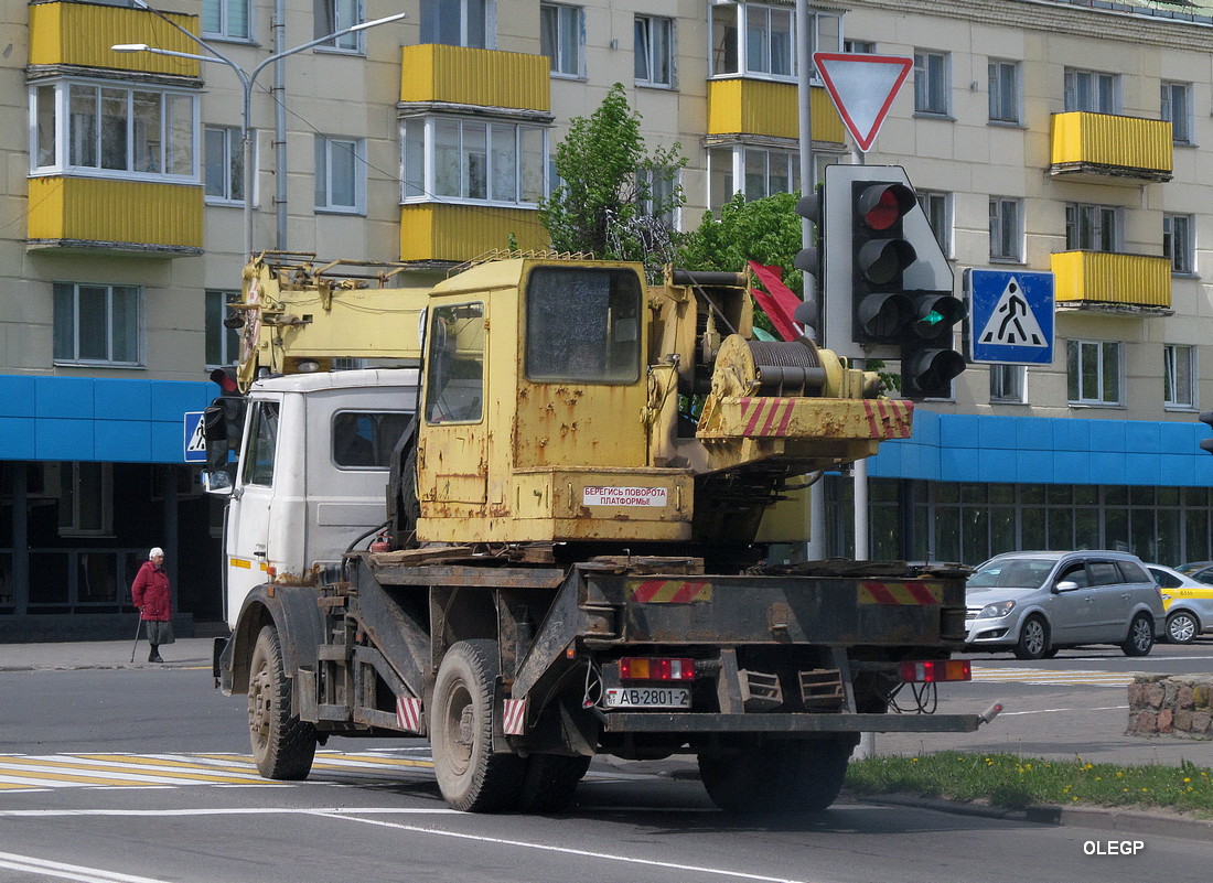 Витебская область, № АВ 2801-2 — МАЗ-5337 (общая модель)