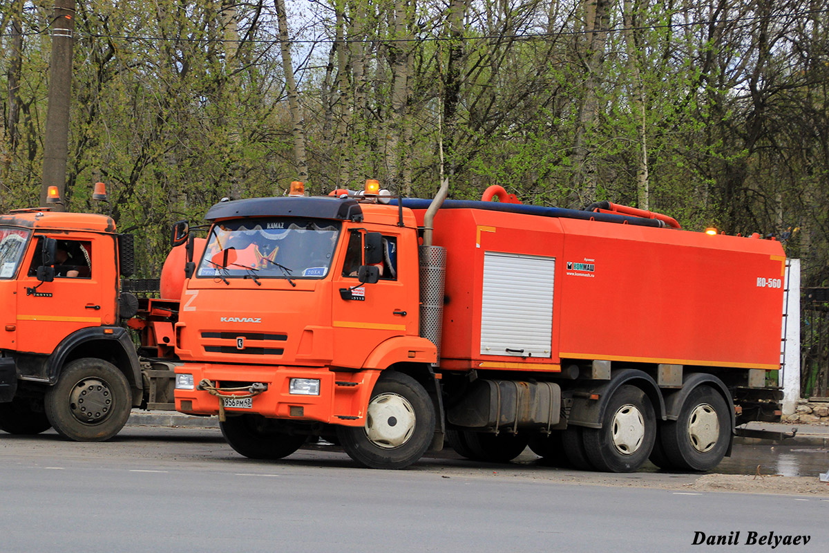 Кировская область, № В 956 РМ 43 — КамАЗ-65115-A5(48)