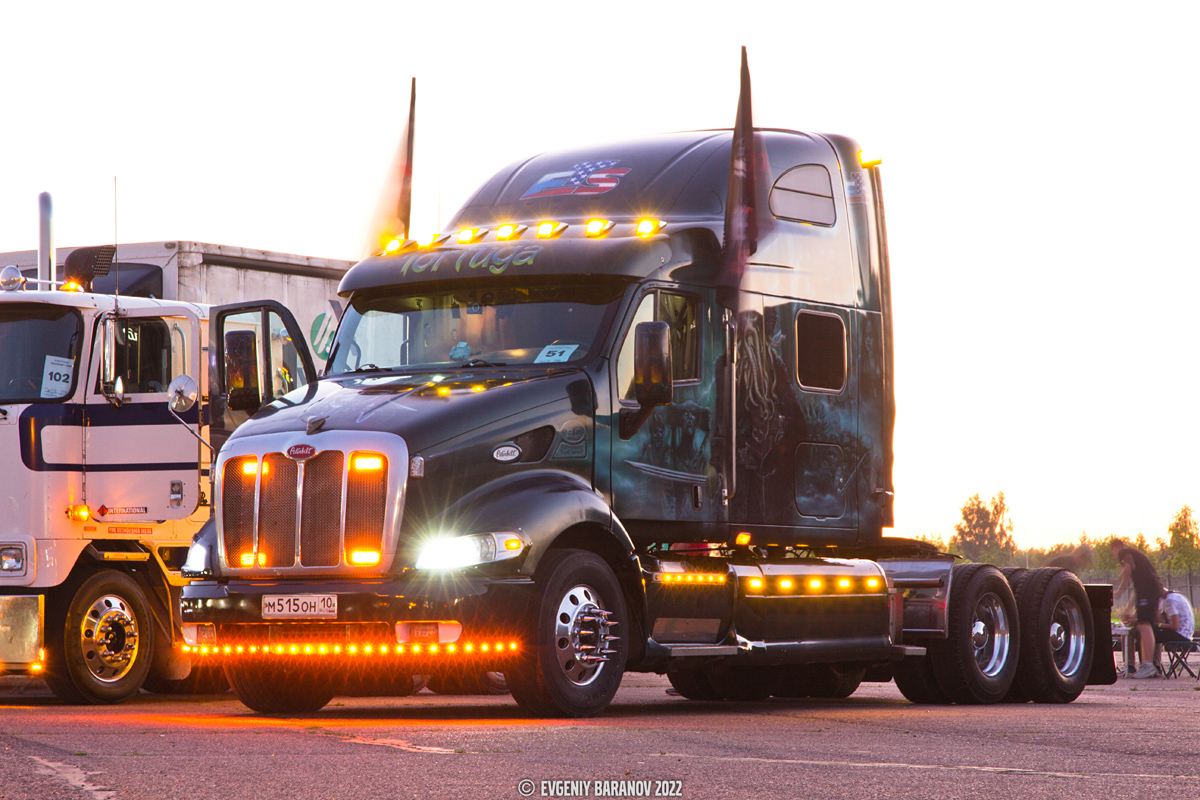 Карелия, № М 515 ОН 10 — Peterbilt 387; Московская область — Фестиваль Truckfest 2022; Ekaterinburg Truck Service (ETS) (Московская область)