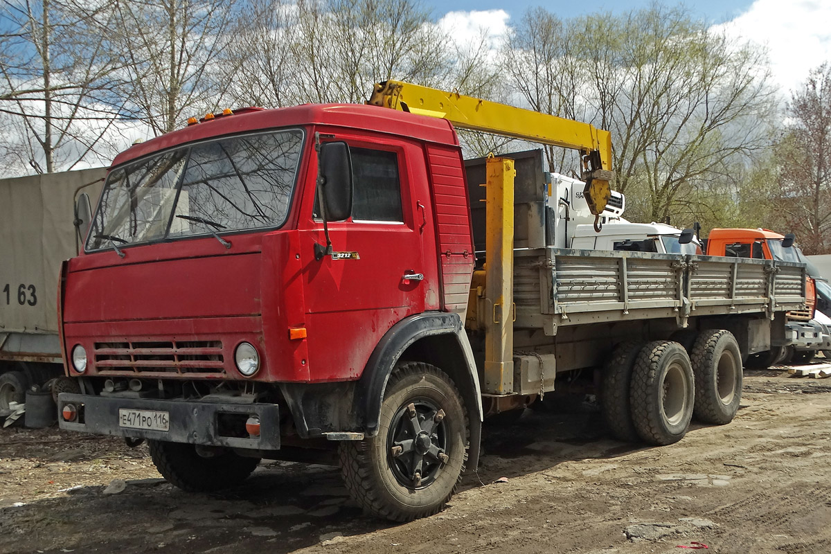 Татарстан, № Е 471 РО 116 — КамАЗ-53212