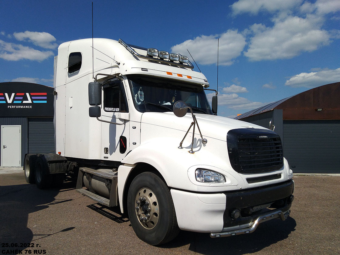 Архангельская область, № К 626 ХР 29 — Freightliner Columbia; Московская область — Фестиваль Truckfest 2022