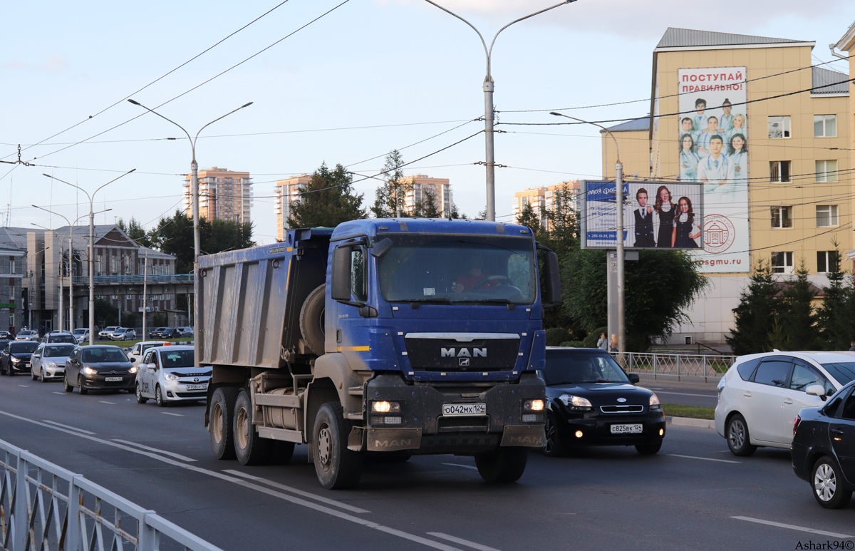 Красноярский край, № О 042 МХ 124 — MAN TGS 40.390