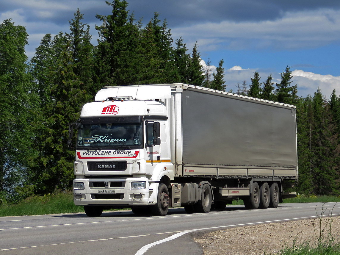 Нижегородская область, № С 452 ЕН 152 — КамАЗ-5490-DC(87)