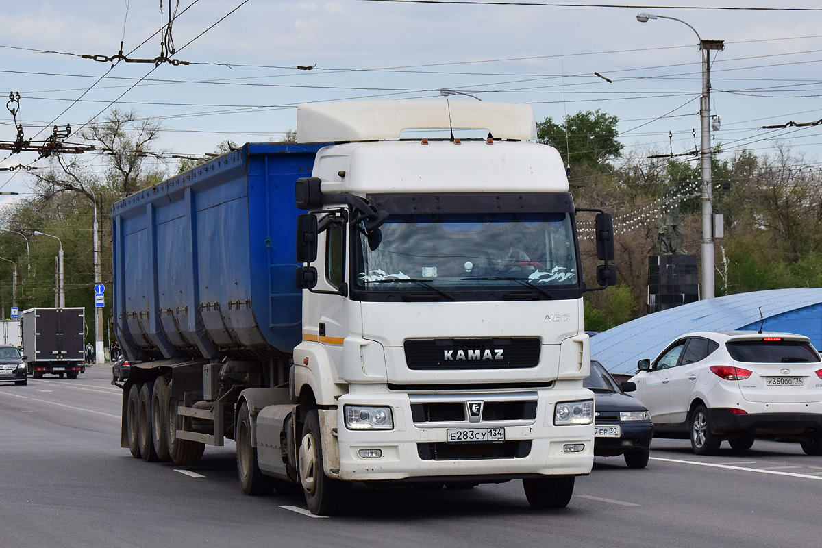 Волгоградская область, № Е 283 СУ 134 — КамАЗ-5490-S5(87)
